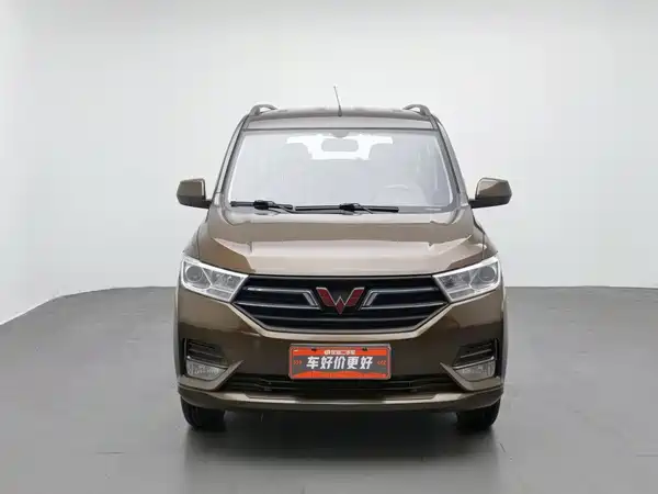 Wuling Hongguang 2019