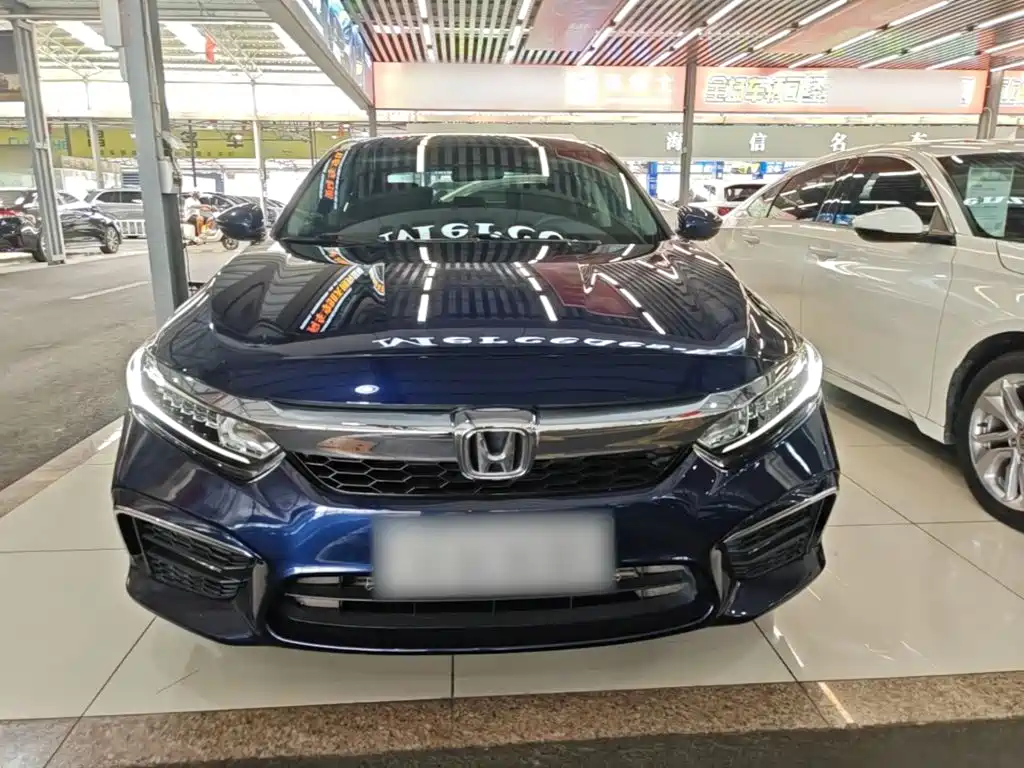Honda Inspire 2020 — фото 3