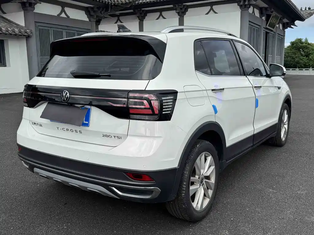 Volkswagen T-Cross 2021