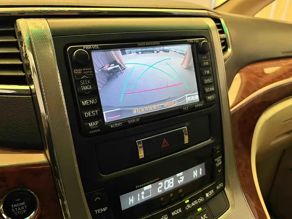 Toyota Alphard 2010 — фото 15