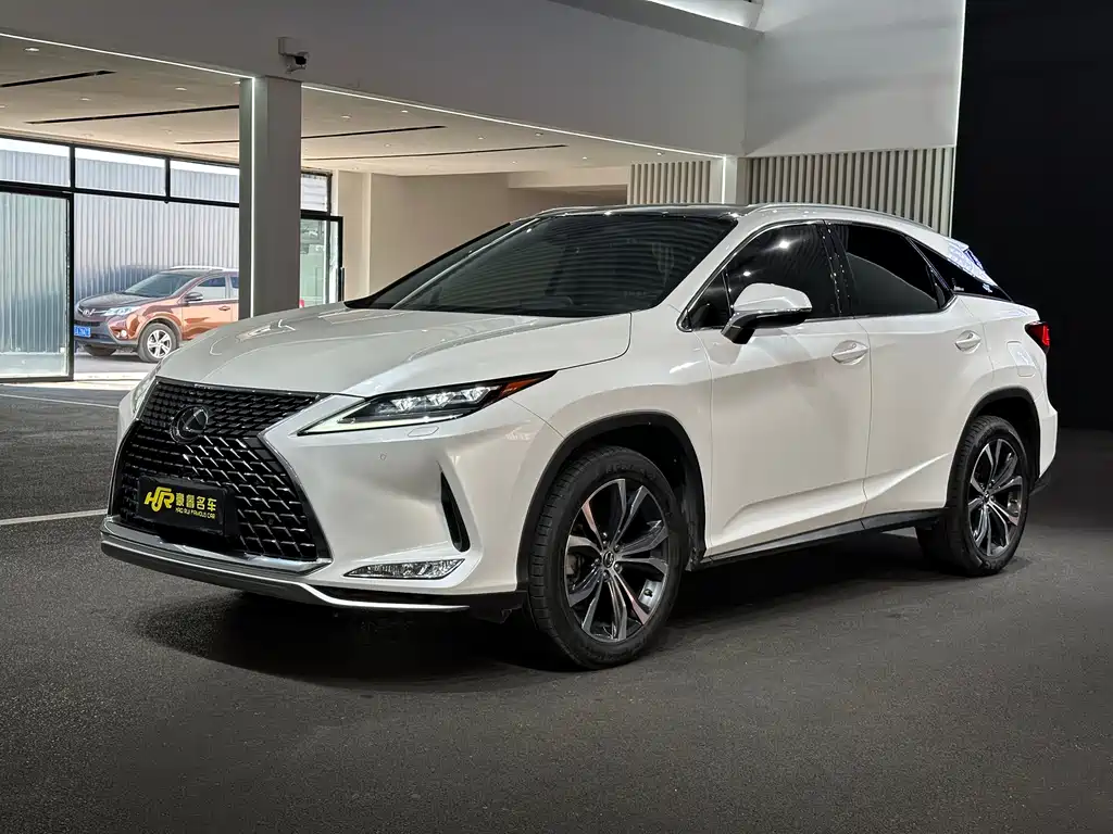 Lexus RX 2022 — фото 4