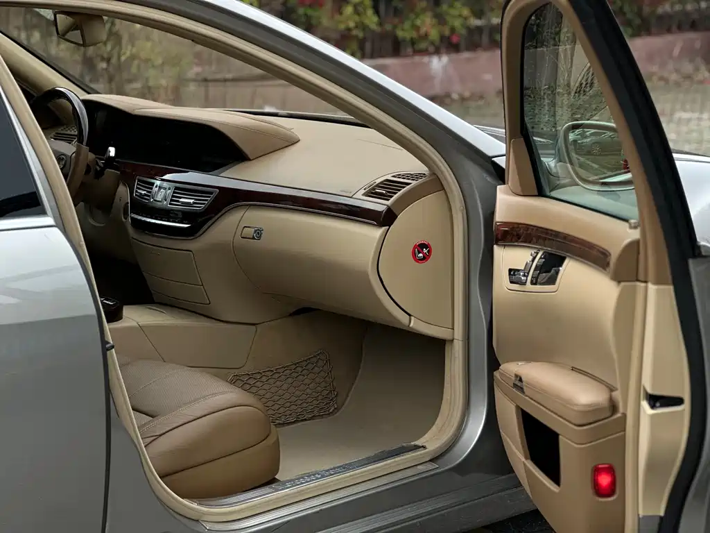 Mercedes-Benz S-Class 2008 — фото 19