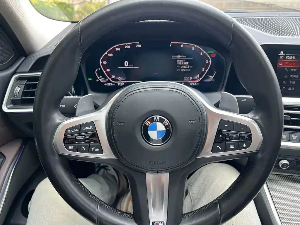 BMW 3 Series 2021 — фото 15
