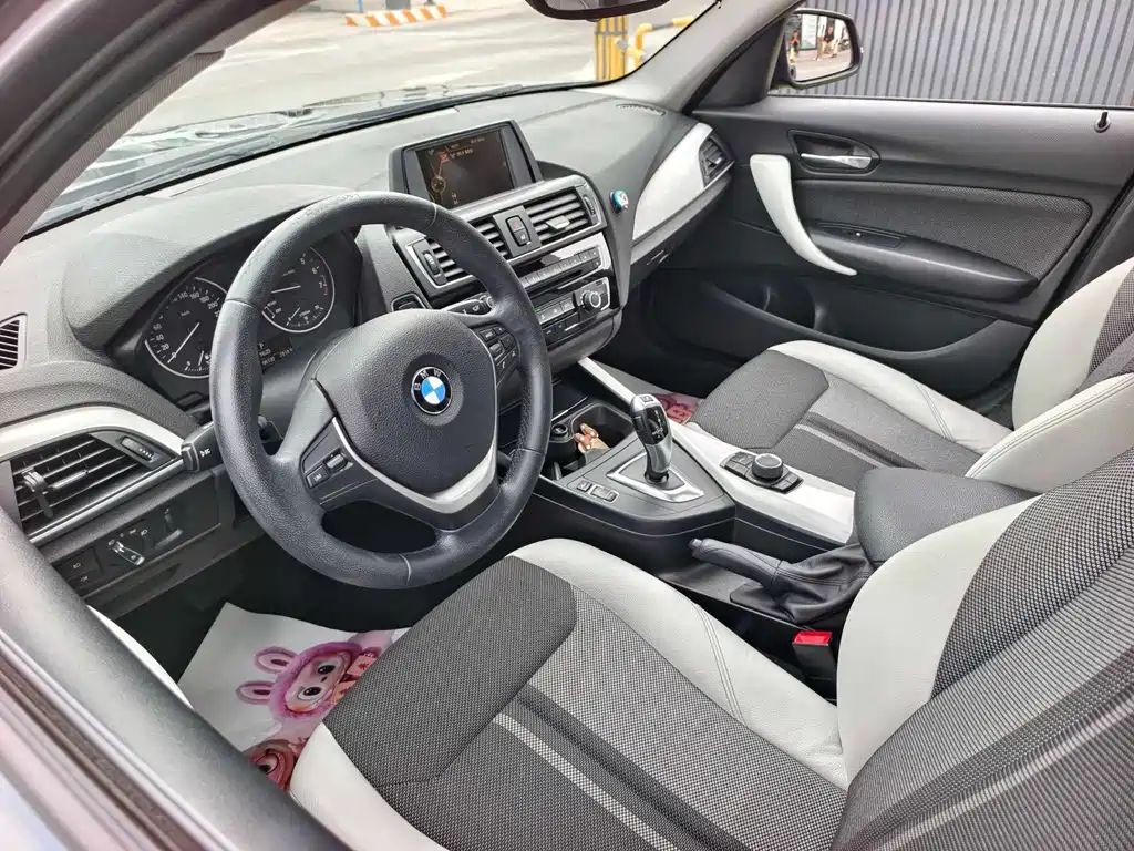 BMW 1 Series 2015 — фото 10