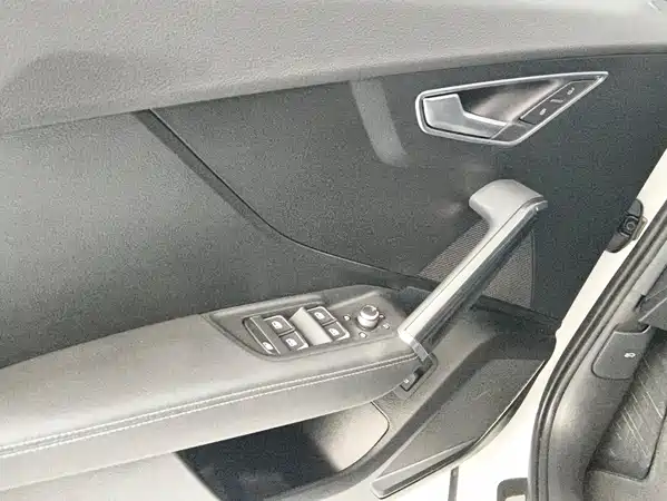 Audi Q2L 2024