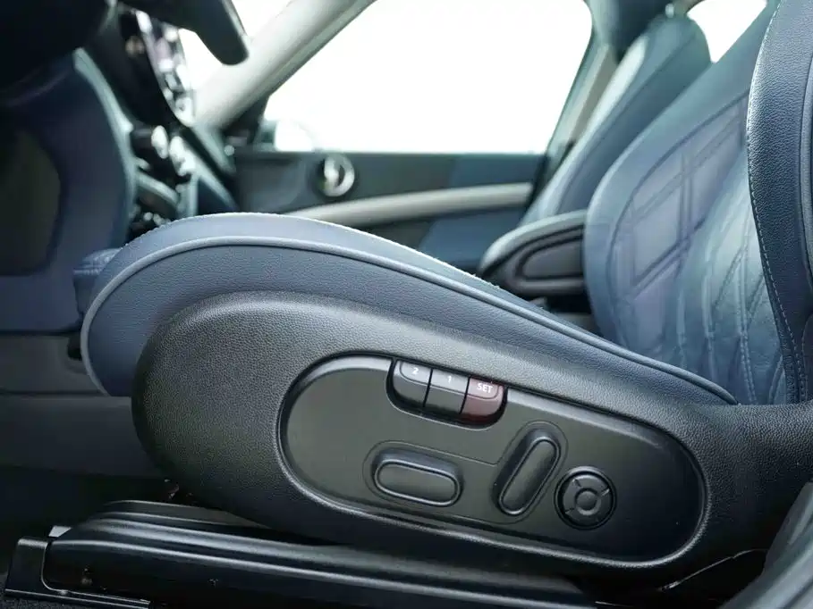 MINI Countryman 2020 — фото 13