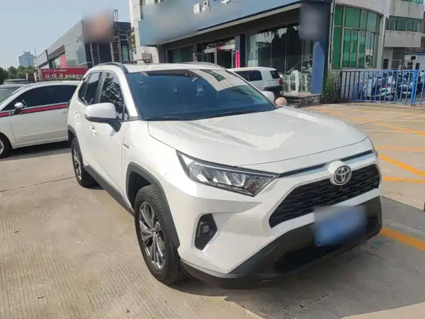 Toyota RAV4 2024