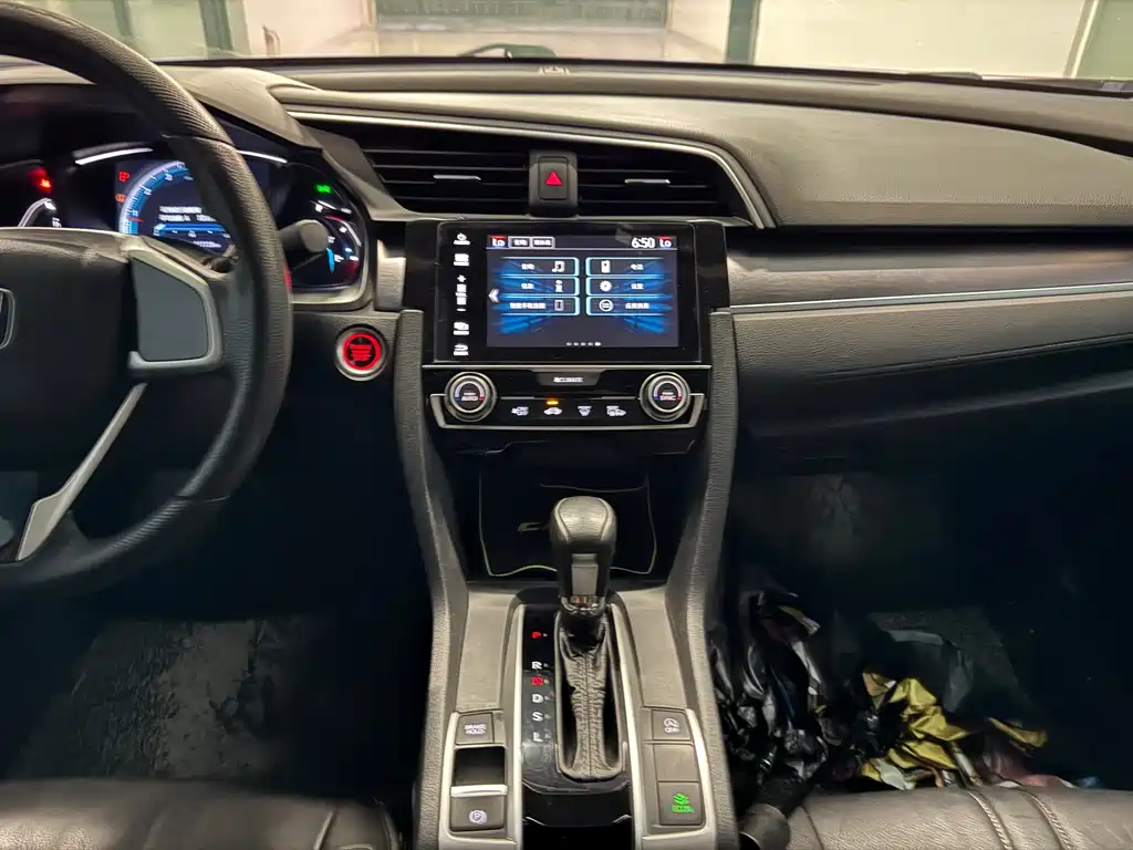 Honda Civic 2016 — фото 10