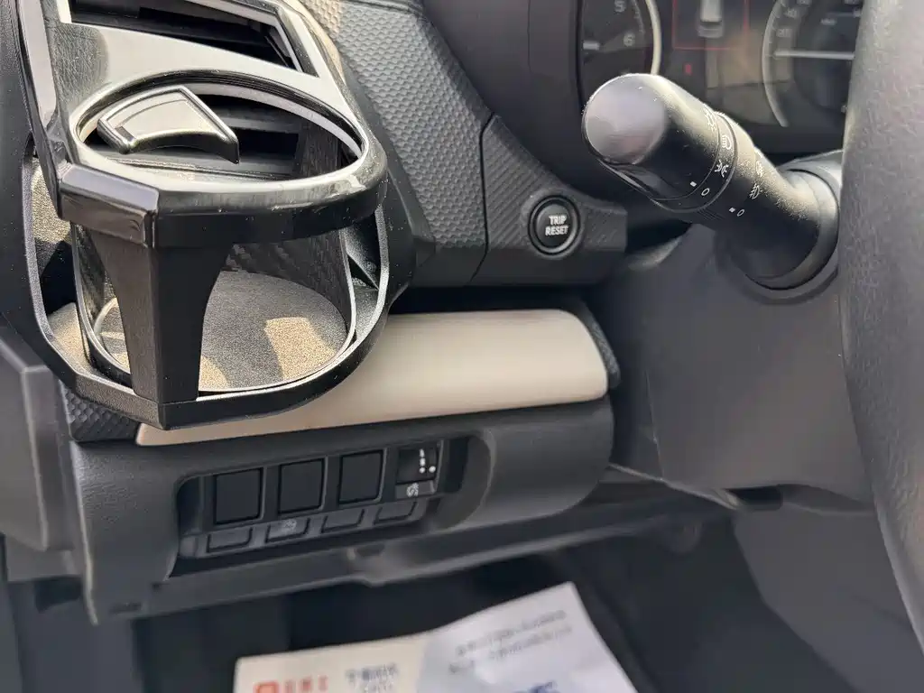 Subaru Forester 2022 — фото 17