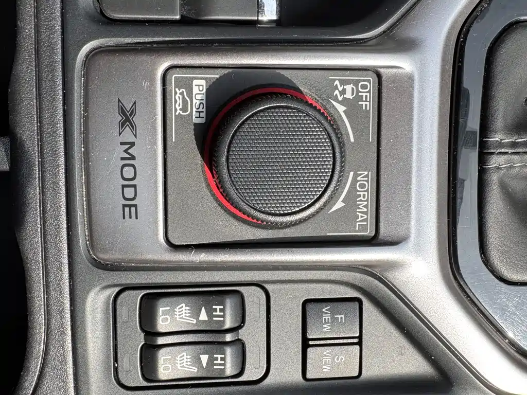 Subaru Forester 2022 — фото 10