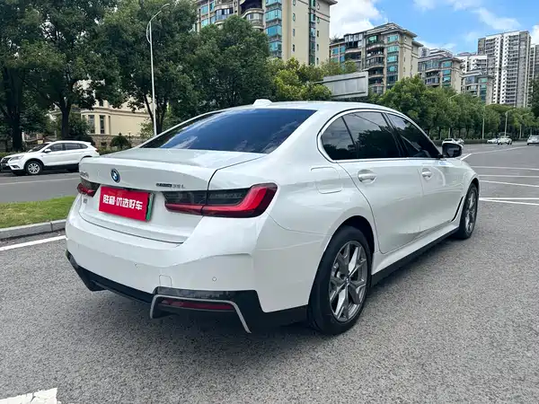 BMW i3 2022