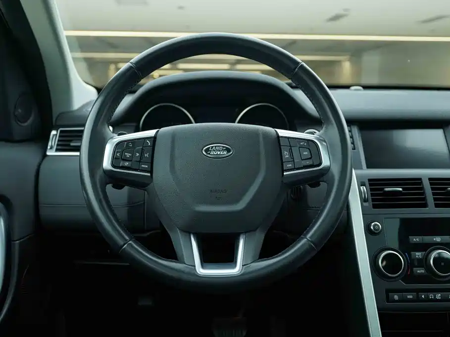 Land Rover Discovery Sport 2019 — фото 18