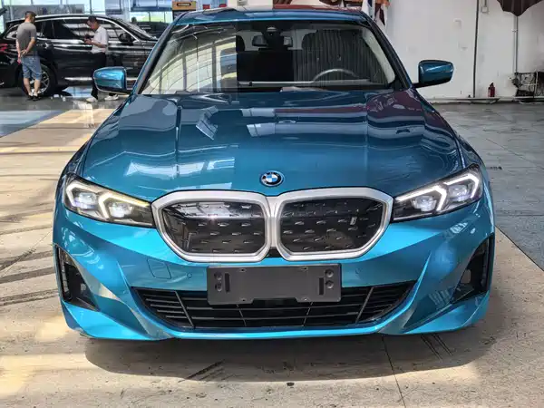 BMW i3 2023