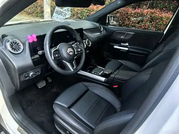 Mercedes-Benz GLA 2023