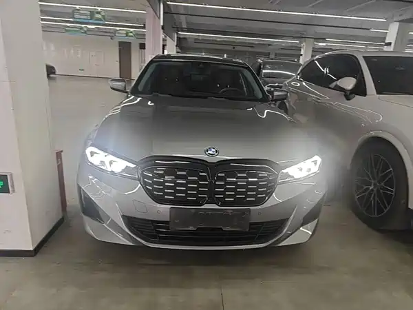BMW i3 2022