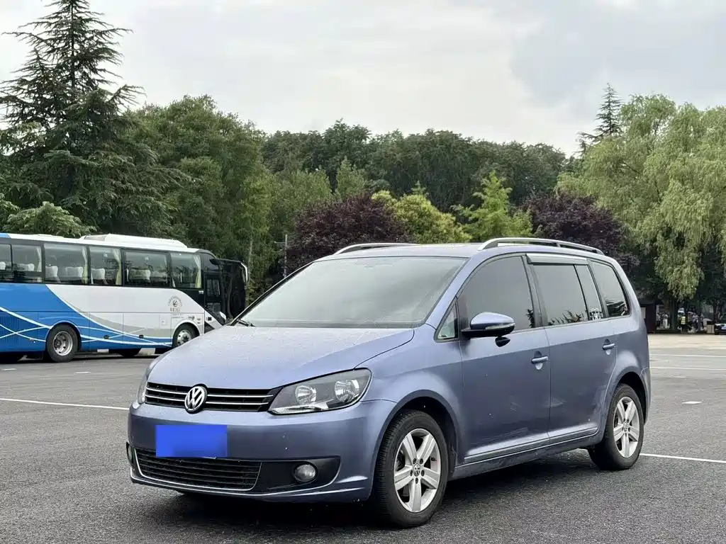 Volkswagen Touran 2015