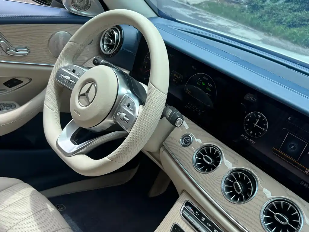 Mercedes-Benz E-Class 2020 — фото 21