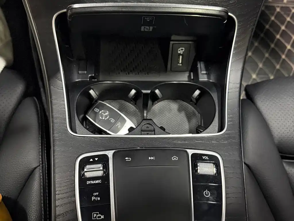 Mercedes-Benz C-Class 2019 — фото 22