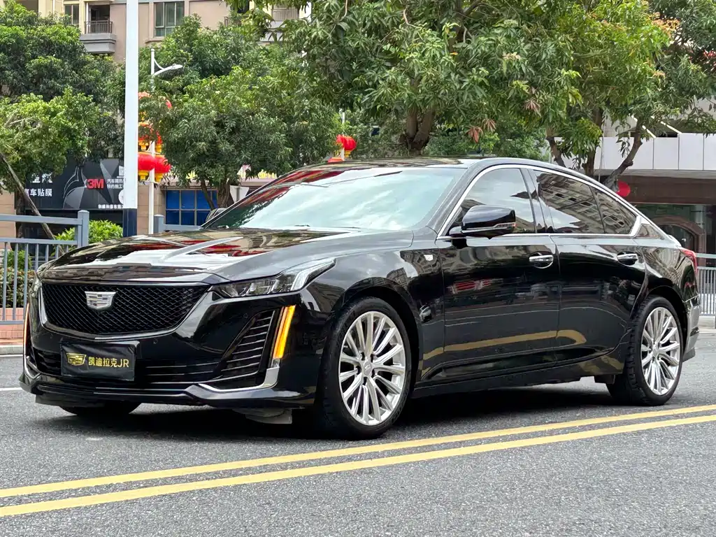 Cadillac CT5 2021 — фото 1