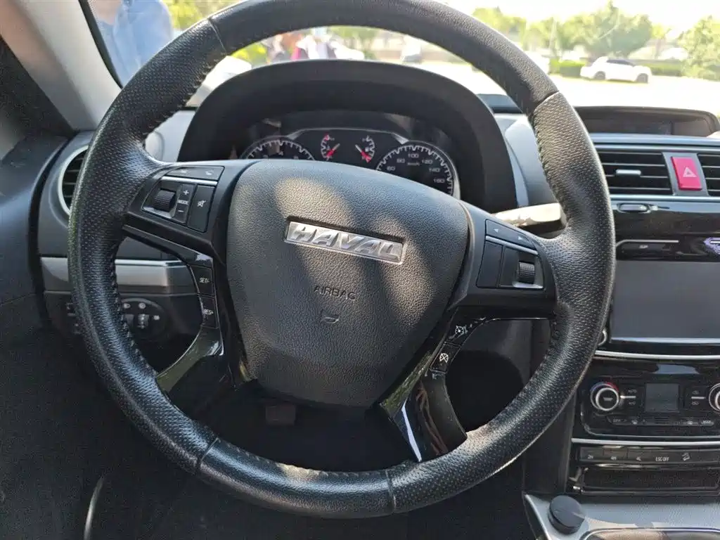 Haval H5 Classic 2016 — фото 11