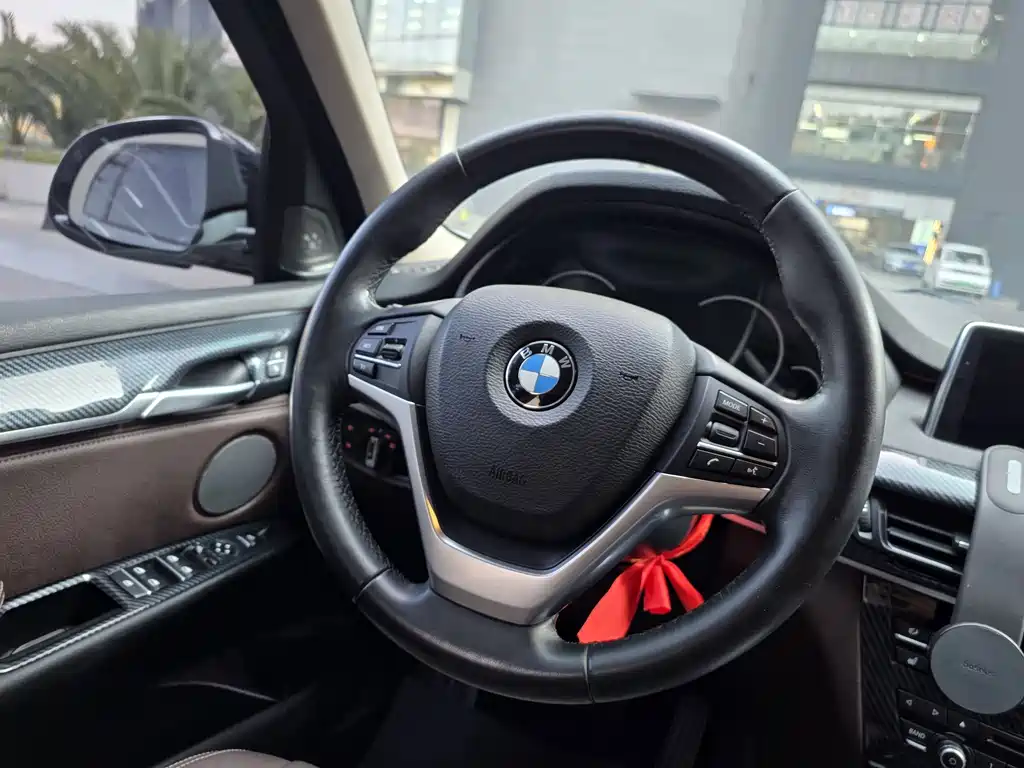 BMW X5 2017 — фото 11