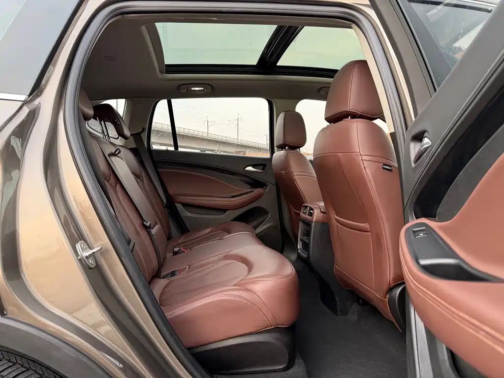 Buick Envision Plus 2018 — фото 10