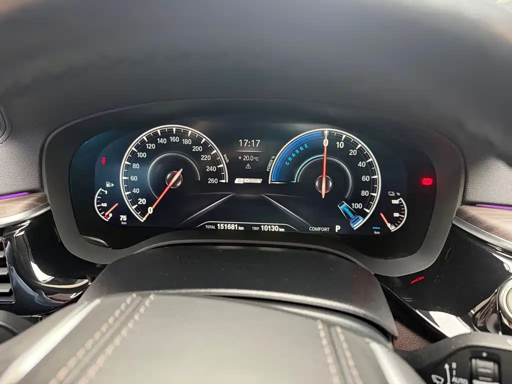 BMW 5 Series New Energy 2019 — фото 13