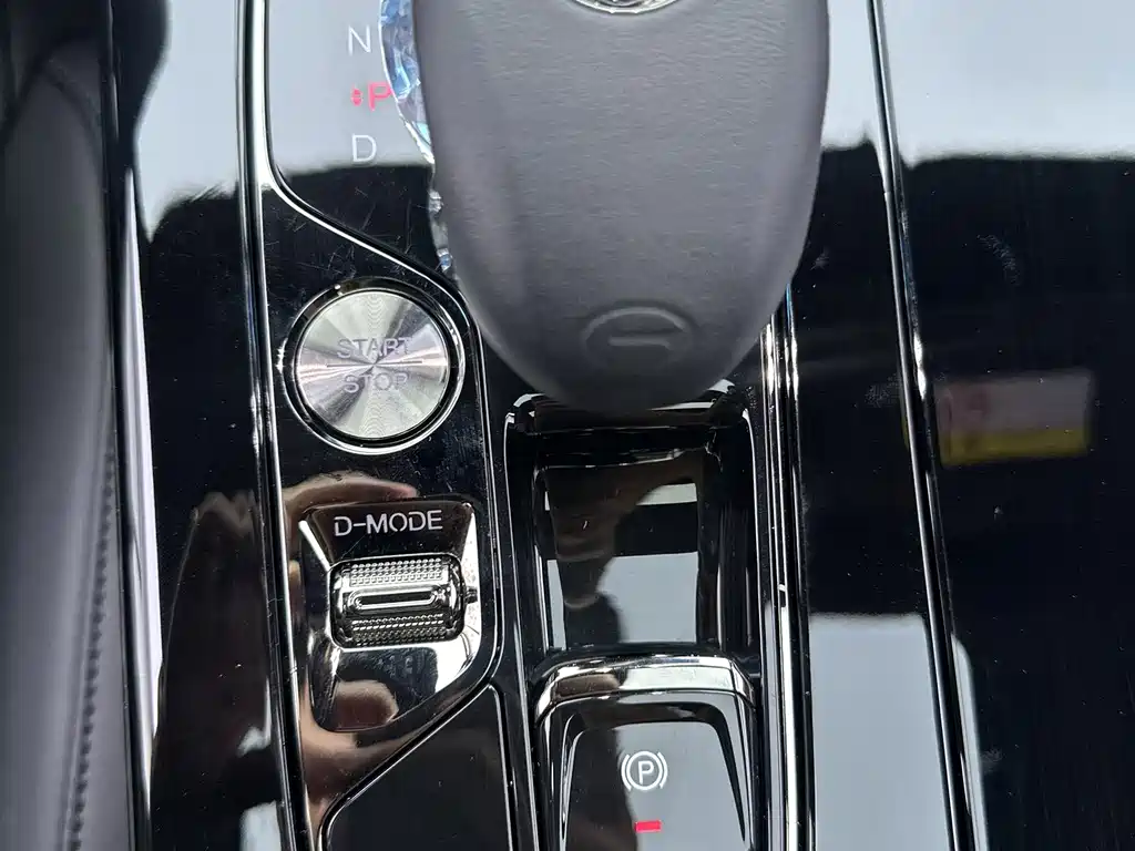 GAC Trumpchi M8 2024 — фото 10