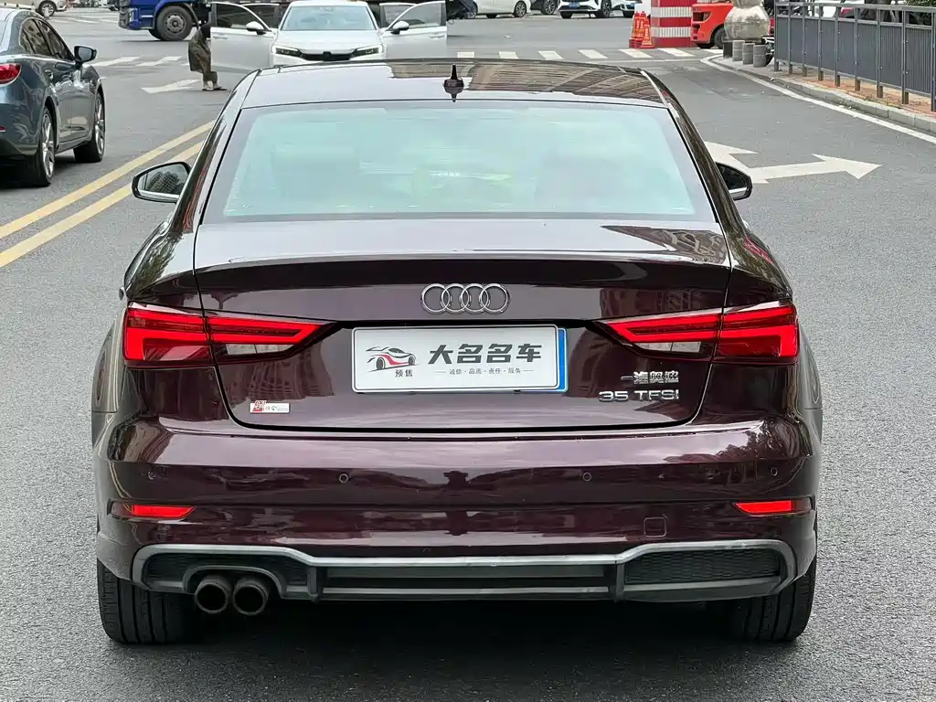 Audi A3 2019 — фото 8