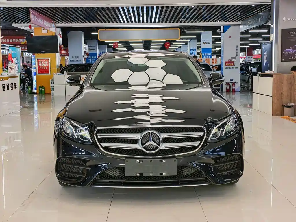 Mercedes-Benz E-Class 2019 — фото 2