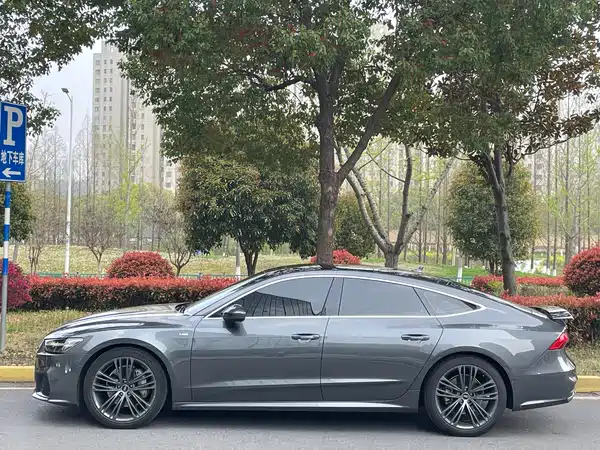 Audi A7 2023