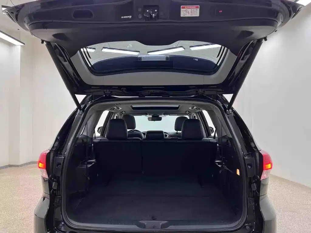 Toyota Highlander 2020 — фото 26