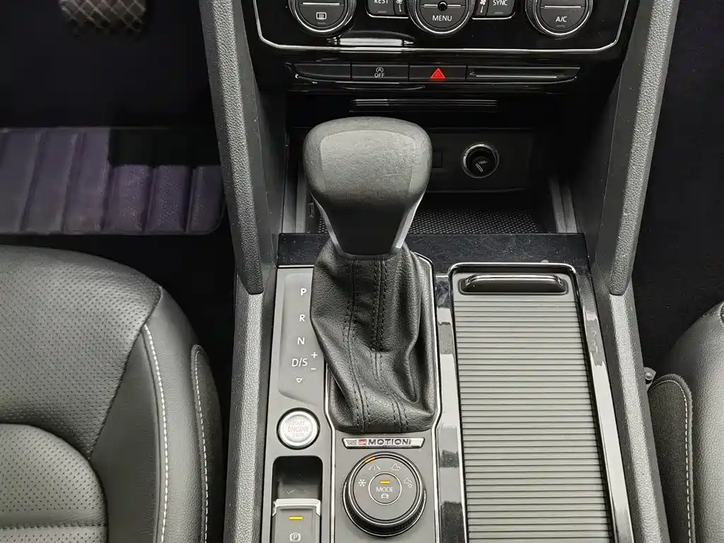 Volkswagen Teramont 2020 — фото 13