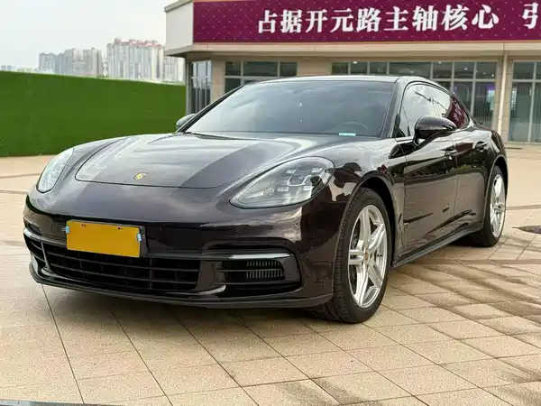 Porsche Panamera 2020