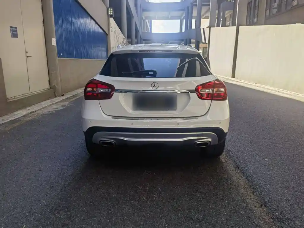 Mercedes-Benz GLA 2015 — фото 10