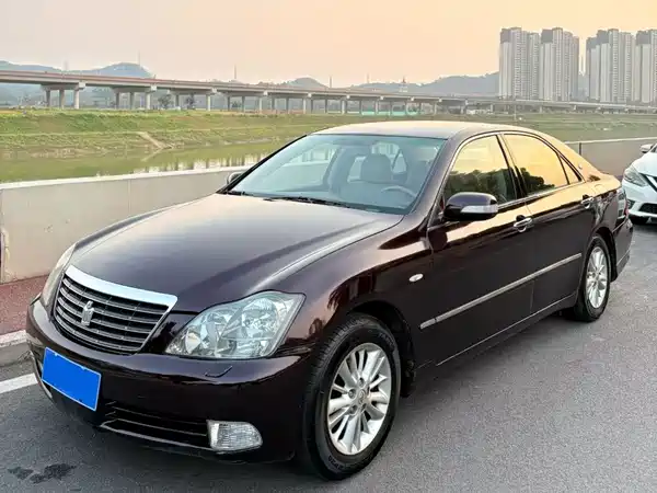 Toyota Crown 2006