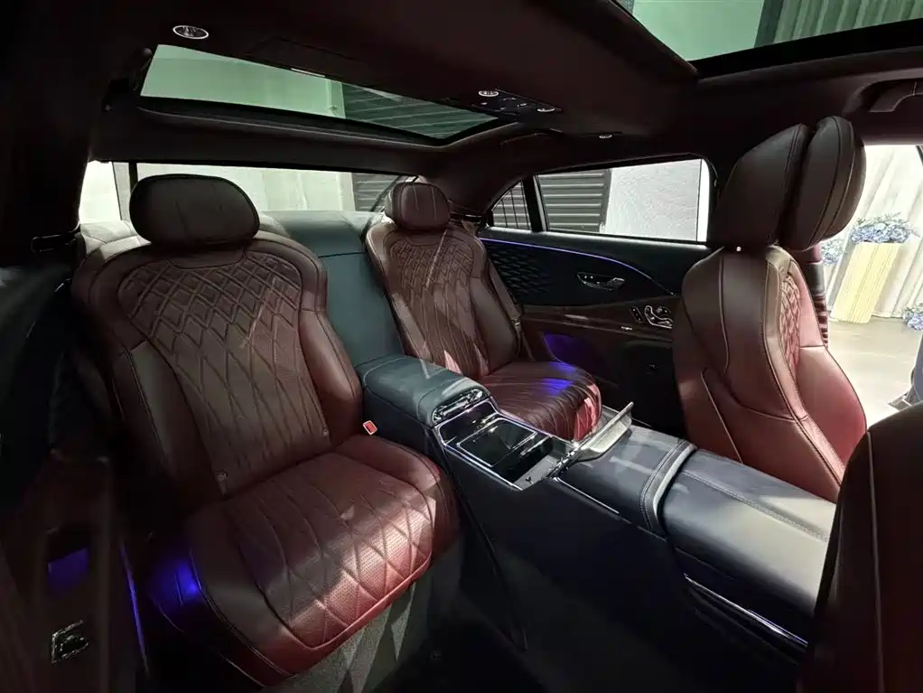 Bentley Flying Spur 2021 — фото 10