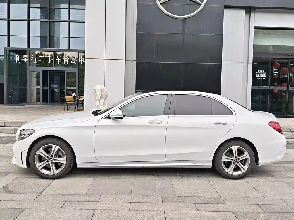 Mercedes-Benz C-Class 2019 — фото 3
