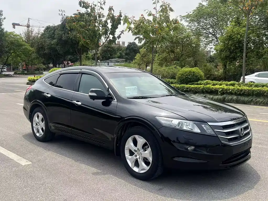 Honda Crosstour 2013 — фото 3