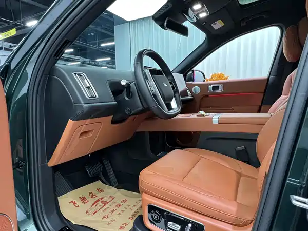 Li Auto L8 2024