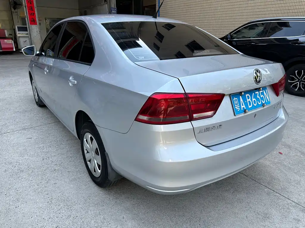 Volkswagen Santana 2014