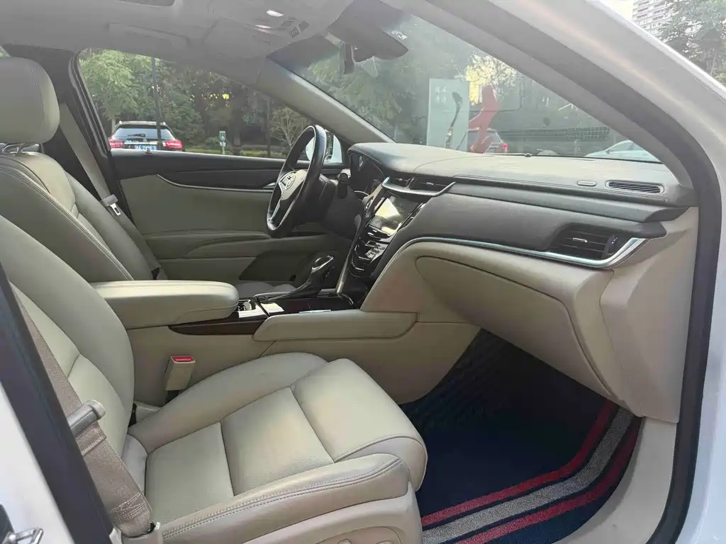 Cadillac XTS 2015 — фото 11
