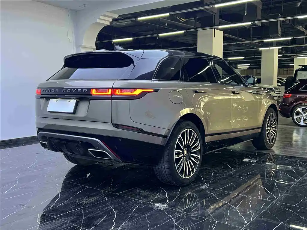 Land Rover Velar 2018 — фото 22