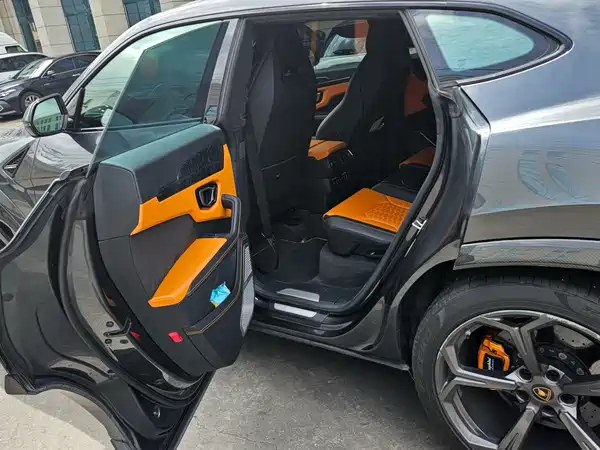 Lamborghini Urus 2020