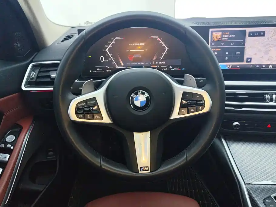 BMW 3 Series 2024 — фото 15