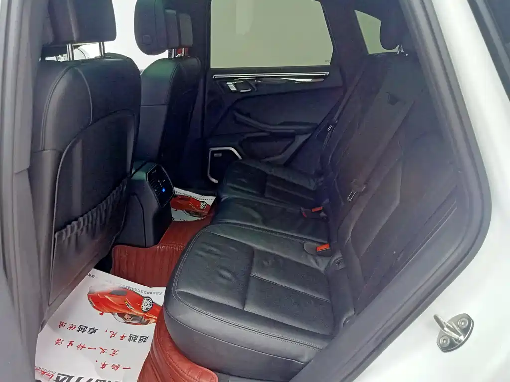 Porsche Macan 2014 — фото 16