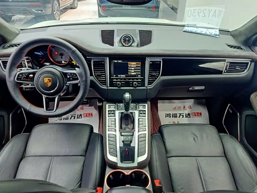 Porsche Macan 2014 — фото 21
