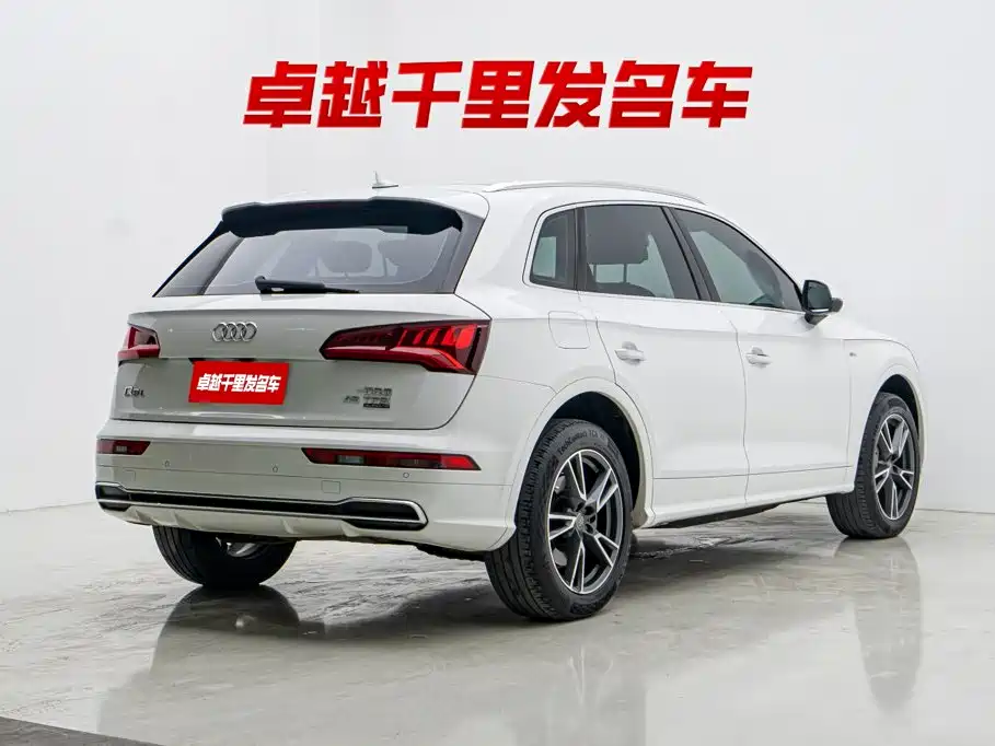 Audi Q5L 2019 — фото 3