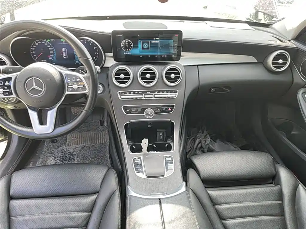 Mercedes-Benz C-Class 2020 — фото 13
