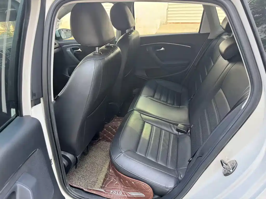 Volkswagen Polo 2015